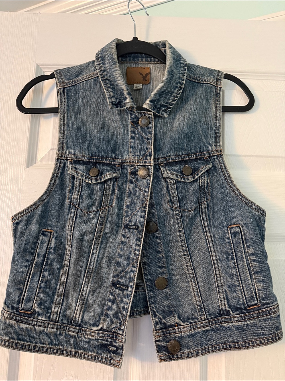 American Eagle Outfitters Blue Denim Sleeveless Jacket Vest